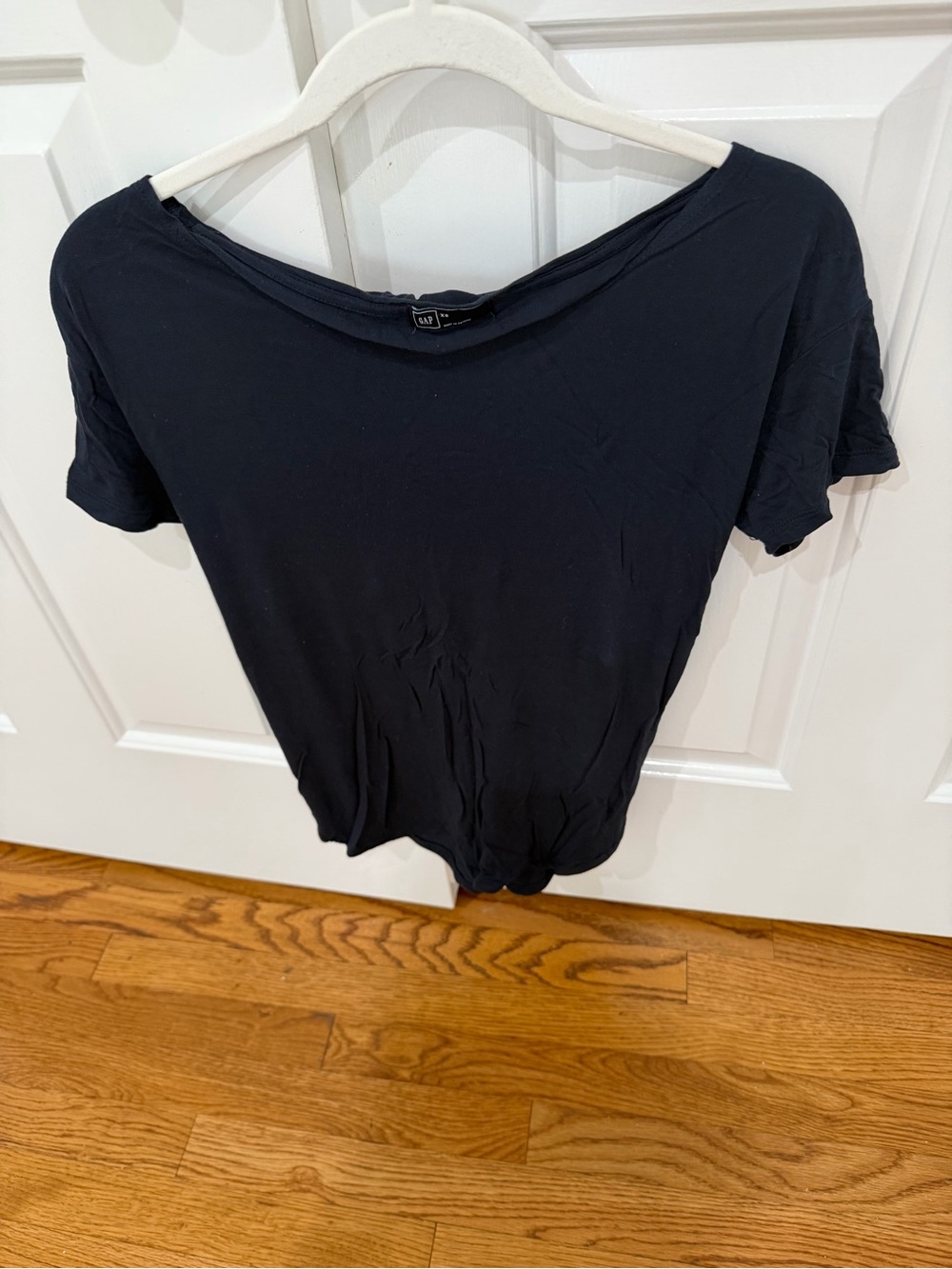 GAP Black Short-Sleeve Crewneck Tee